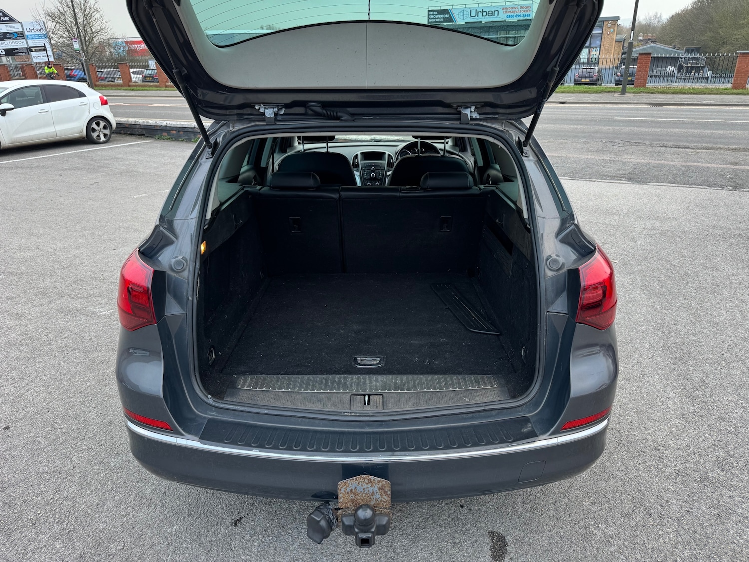 Used Vauxhall Astra 2013 for sale - 77804918: Photo 5