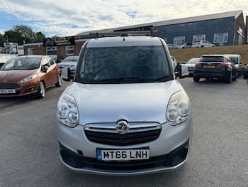 Used Vauxhall Combo 2017 for sale - 79481050: Photo