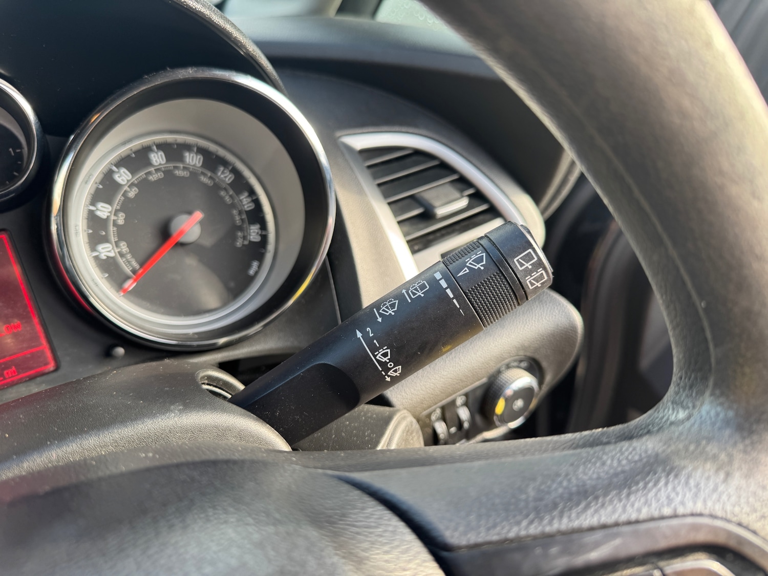 Used Vauxhall Astra 2014 for sale - 77084236: Photo 34