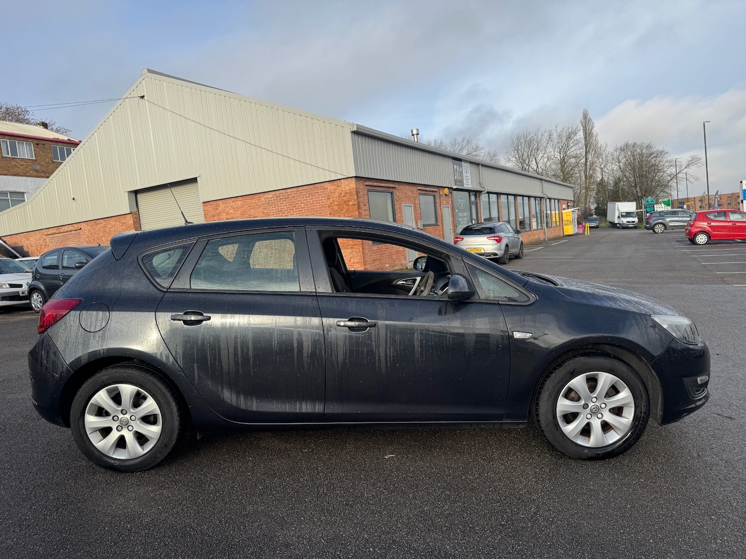 Used Vauxhall Astra 2014 for sale - 77084236: Photo 7