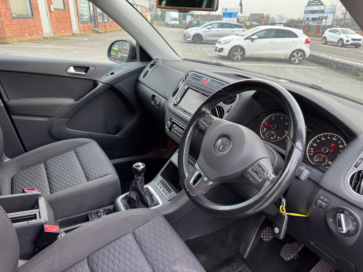 Used Volkswagen Tiguan 2011 for sale - 77804911: Photo 10