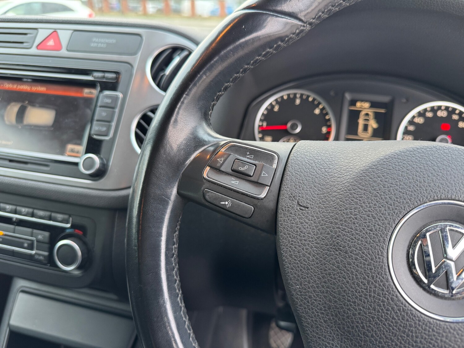 Used Volkswagen Tiguan 2011 for sale - 77804911: Photo 16