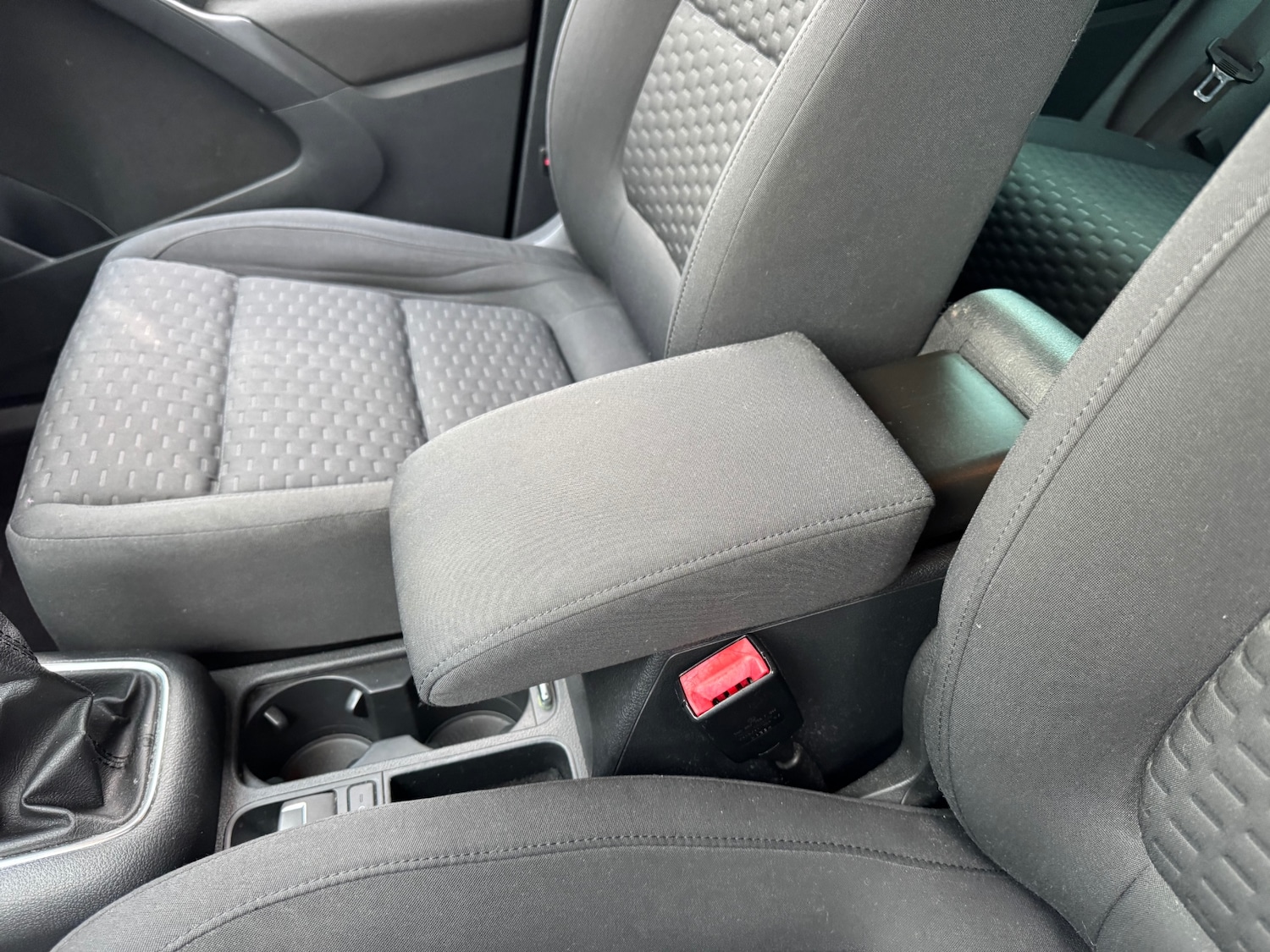 Used Volkswagen Tiguan 2011 for sale - 77804911: Photo 25