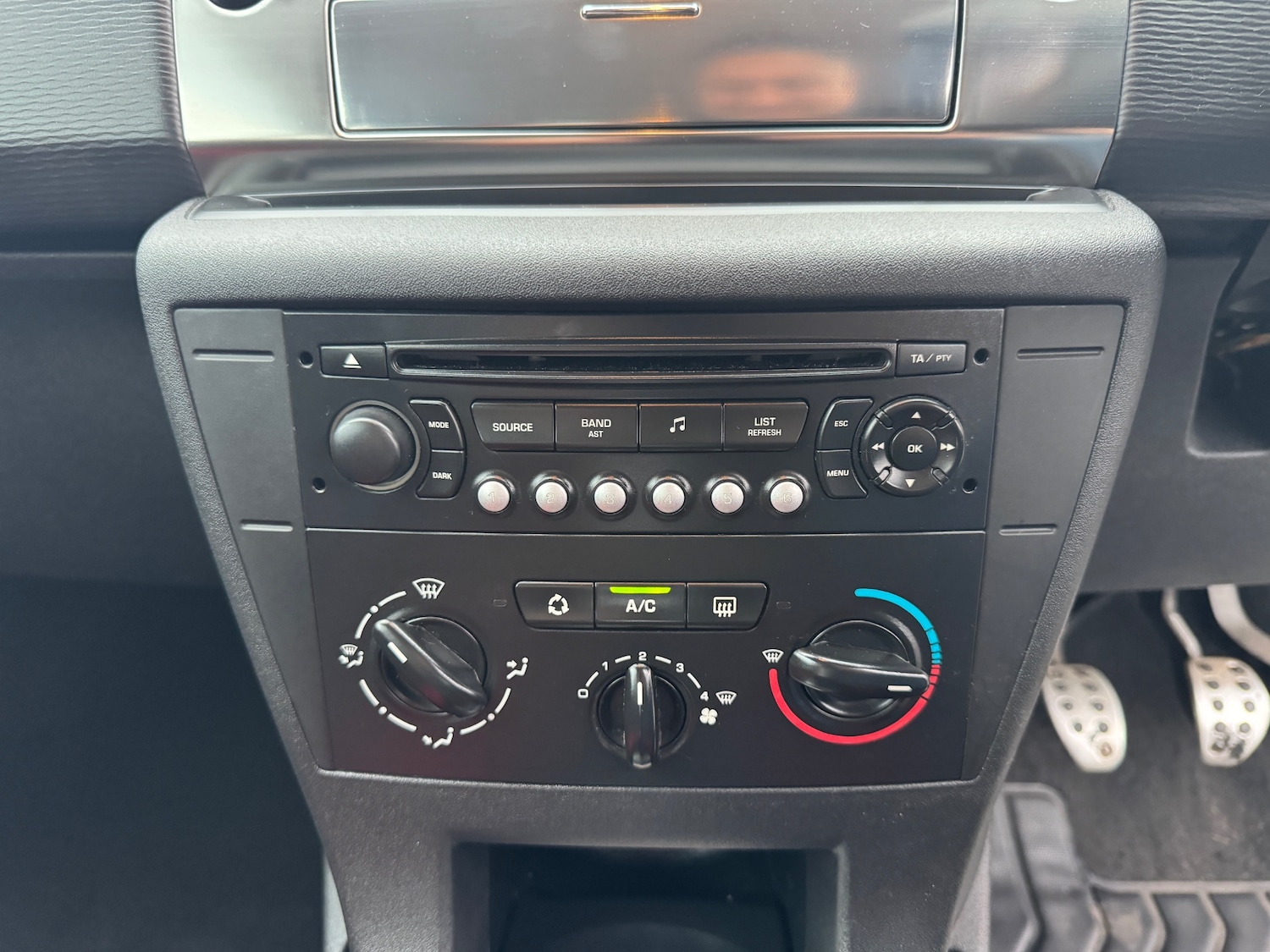 Used Citroen C4 2010 for sale - 77053692: Photo 36