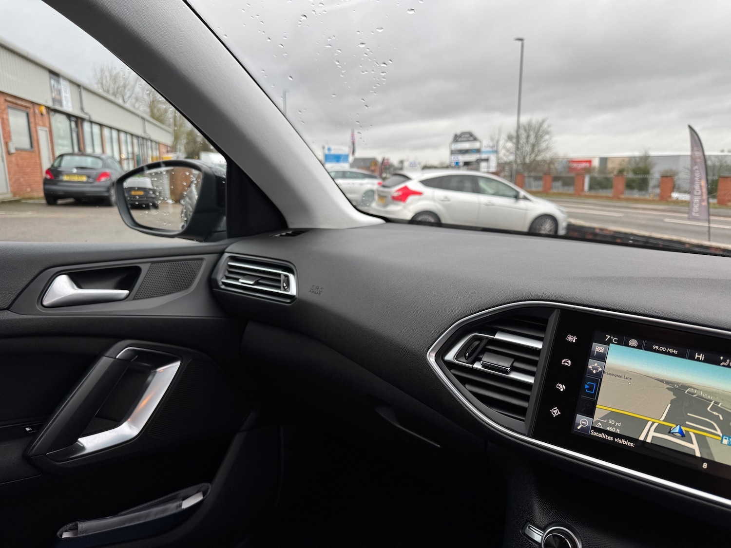 Used Peugeot 308 2015 for sale - 77701165: Photo 19