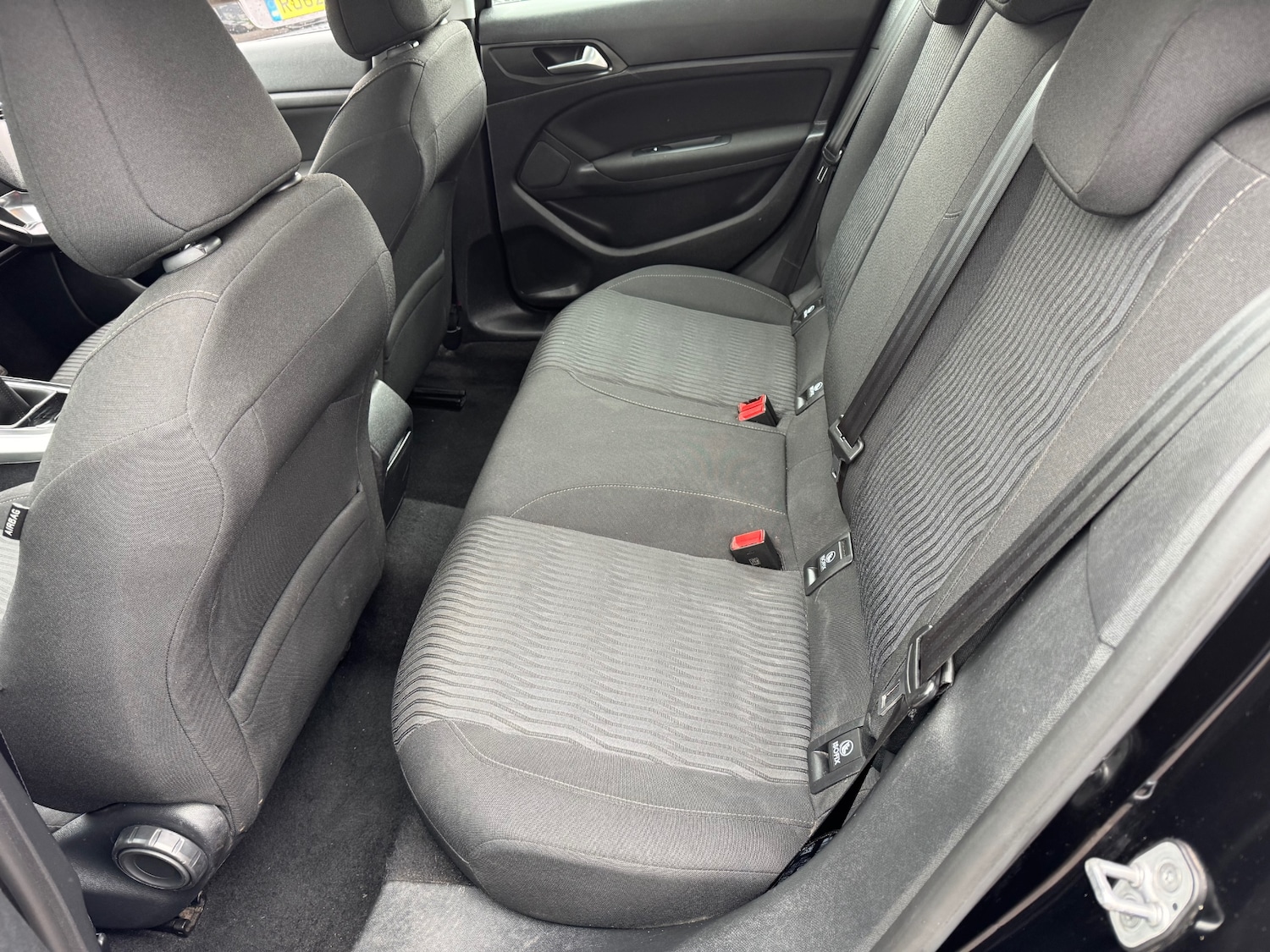 Used Peugeot 308 2015 for sale - 77701165: Photo 25