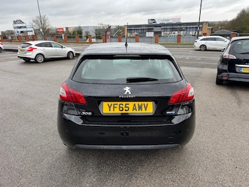 Used Peugeot 308 2015 for sale - 77701165: Photo