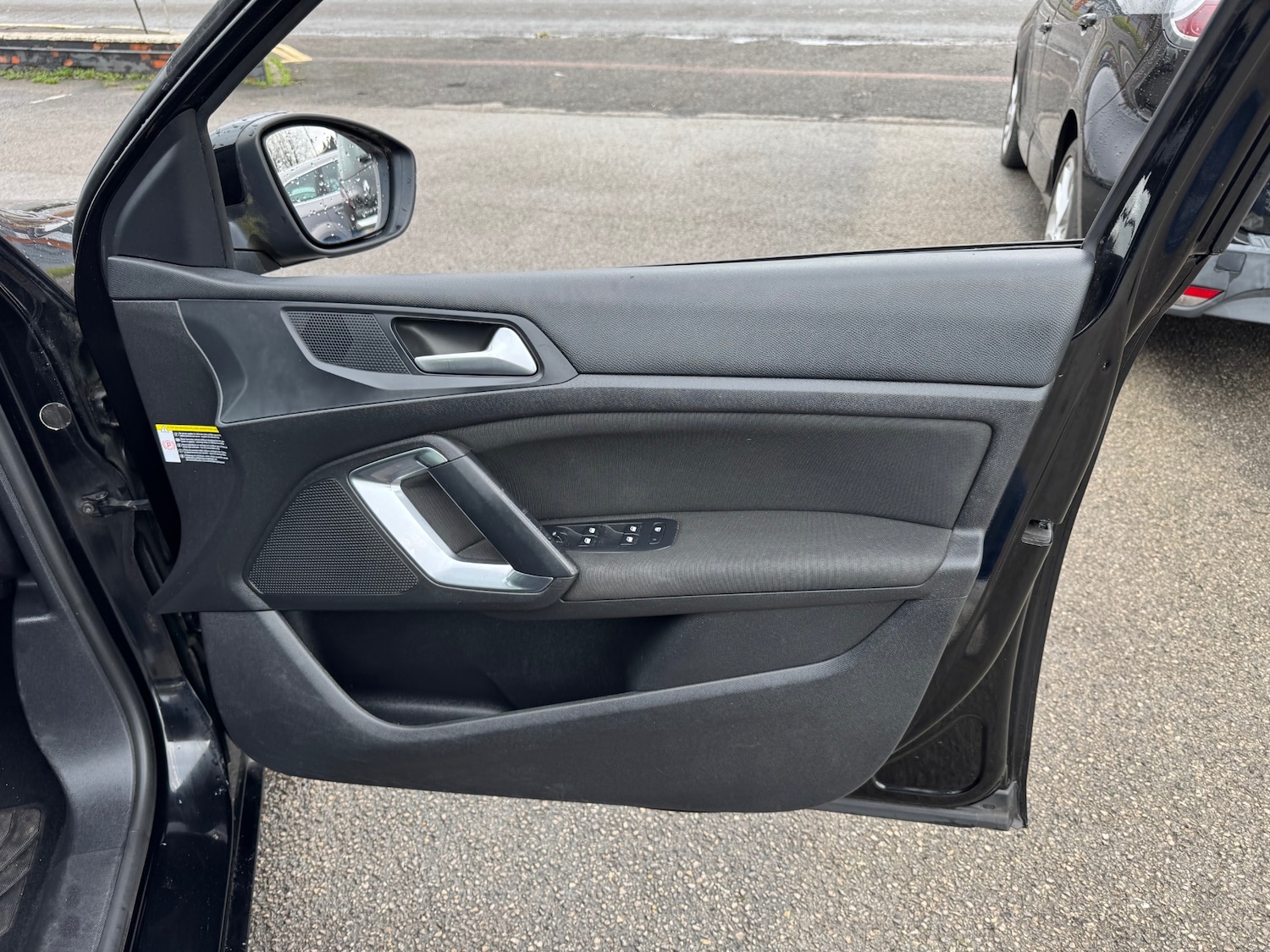 Used Peugeot 308 2015 for sale - 77701165: Photo 7