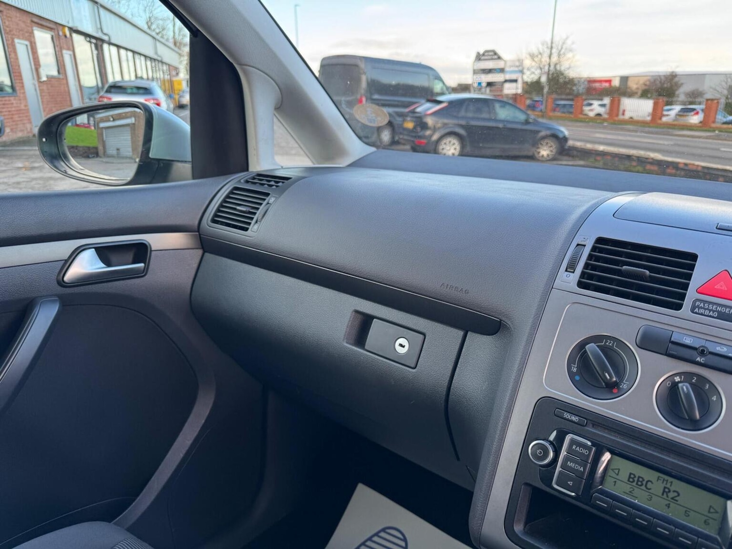 Used Volkswagen Touran 2010 for sale - 76637409: Photo 13