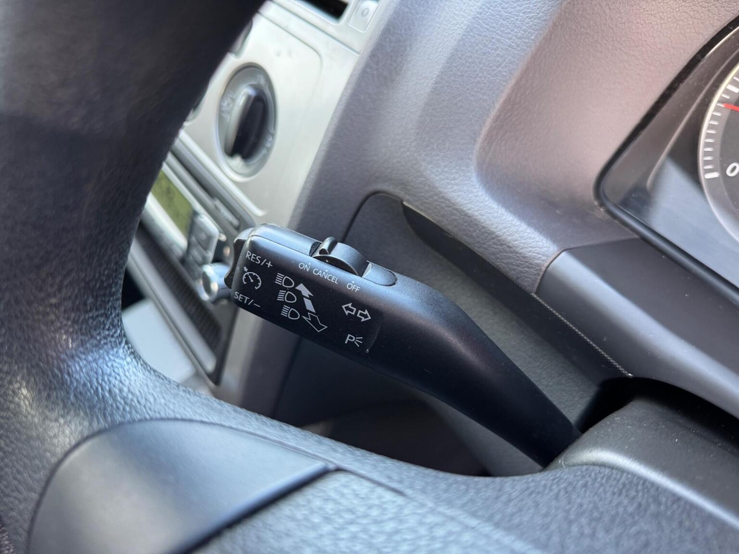 Used Volkswagen Touran 2010 for sale - 76637409: Photo 22