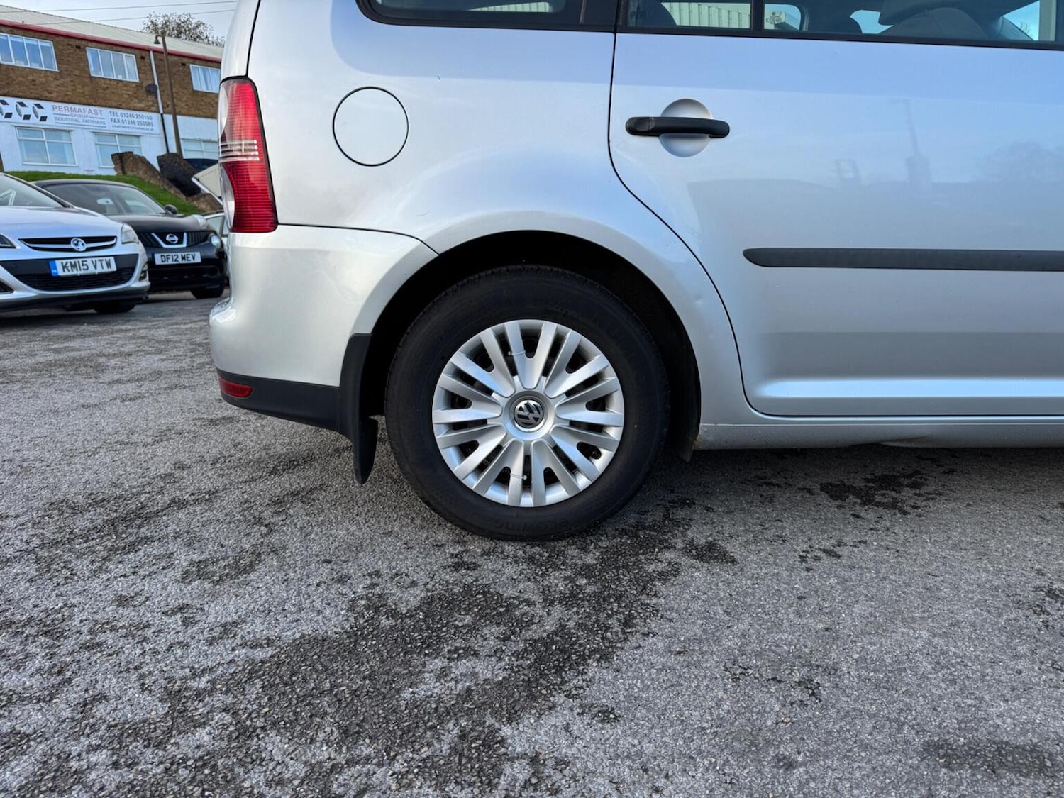 Used Volkswagen Touran 2010 for sale - 76637409: Photo 26