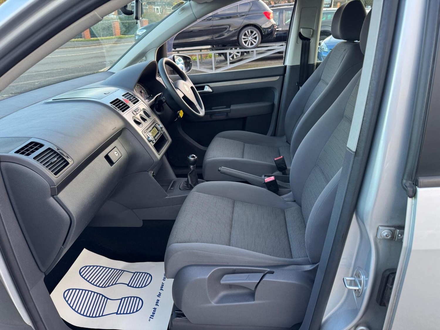 Used Volkswagen Touran 2010 for sale - 76637409: Photo 39