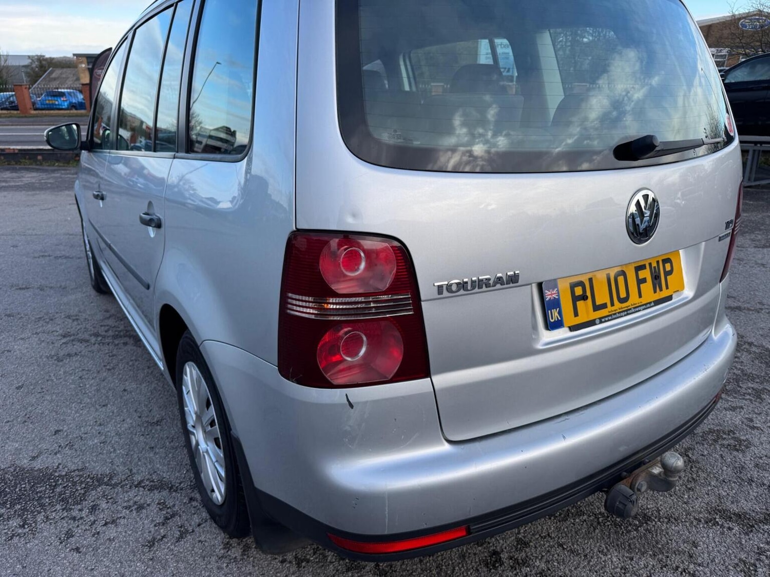 Used Volkswagen Touran 2010 for sale - 76637409: Photo 7
