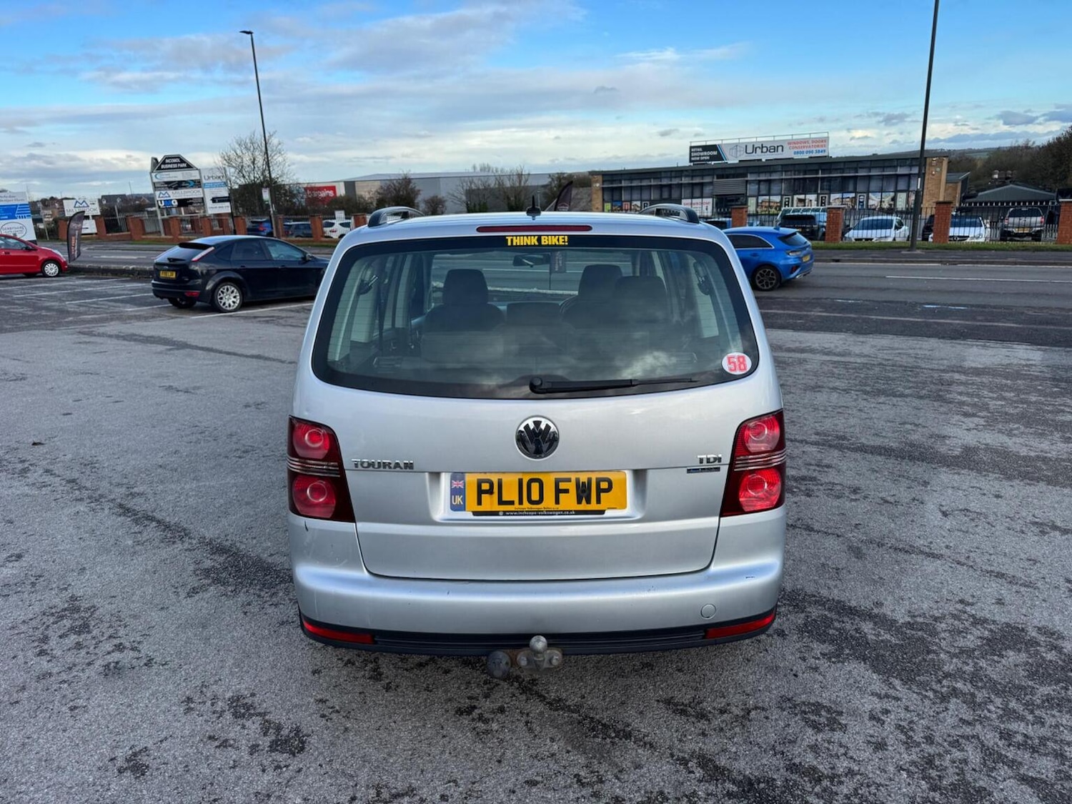 Used Volkswagen Touran 2010 for sale - 76637409: Photo 8
