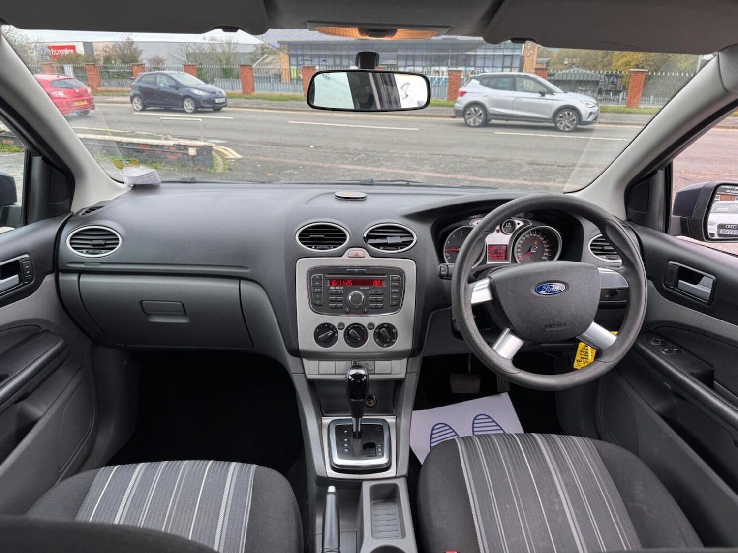 Used Ford Focus 2010 for sale - 76769928: Photo 23