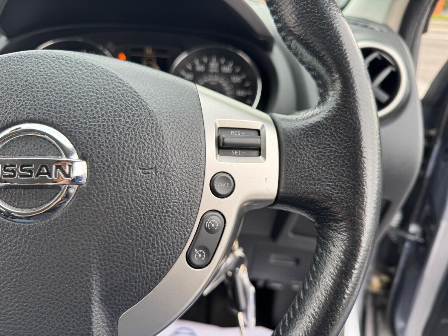 Used Nissan Qashqai 2013 for sale - 76576861: Photo 35