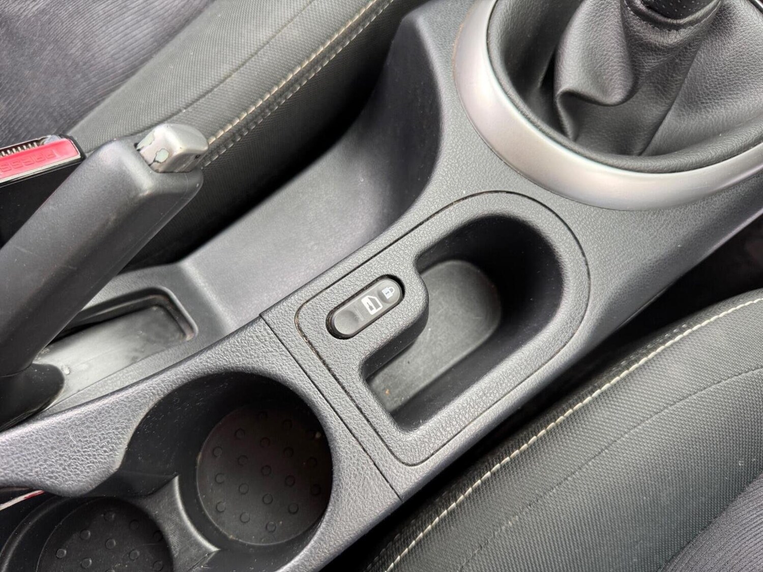 Used Nissan Qashqai 2013 for sale - 76576861: Photo 41