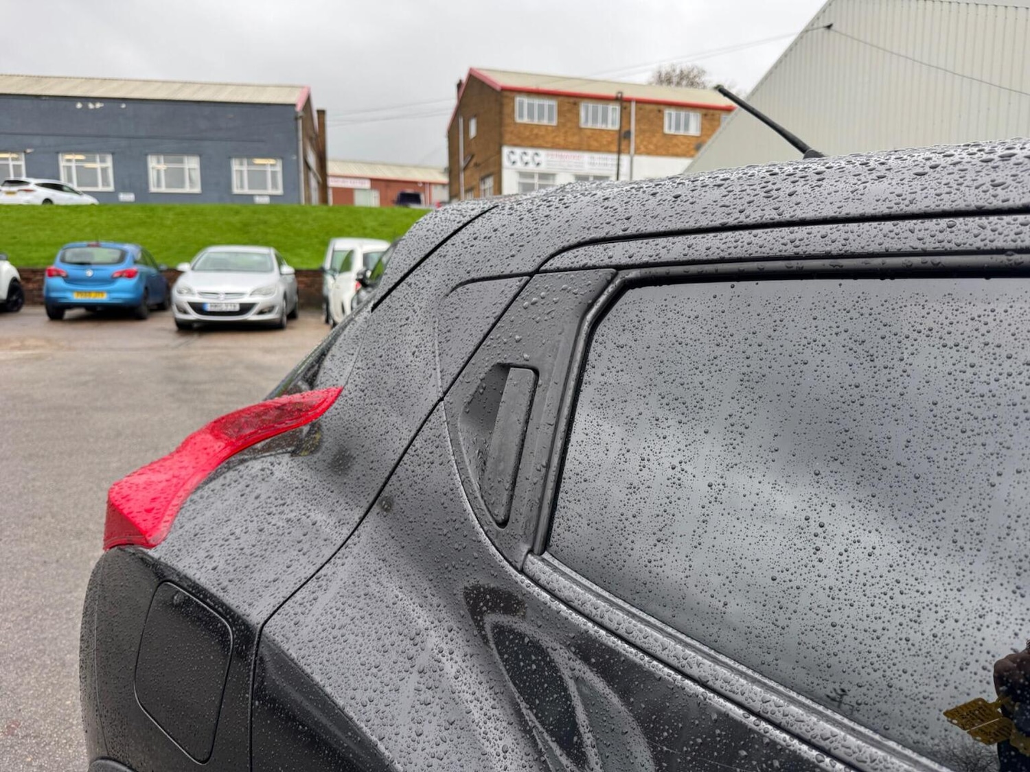 Used Nissan Juke 2011 for sale - 76830362: Photo 11