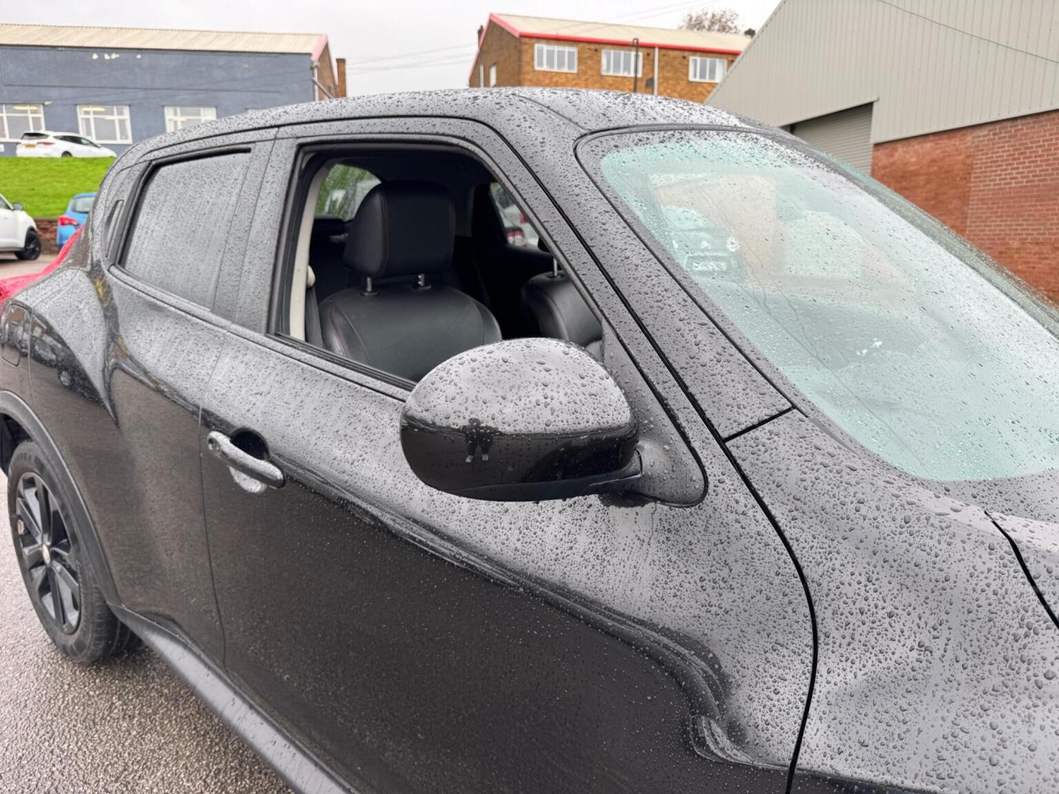 Used Nissan Juke 2011 for sale - 76830362: Photo 13