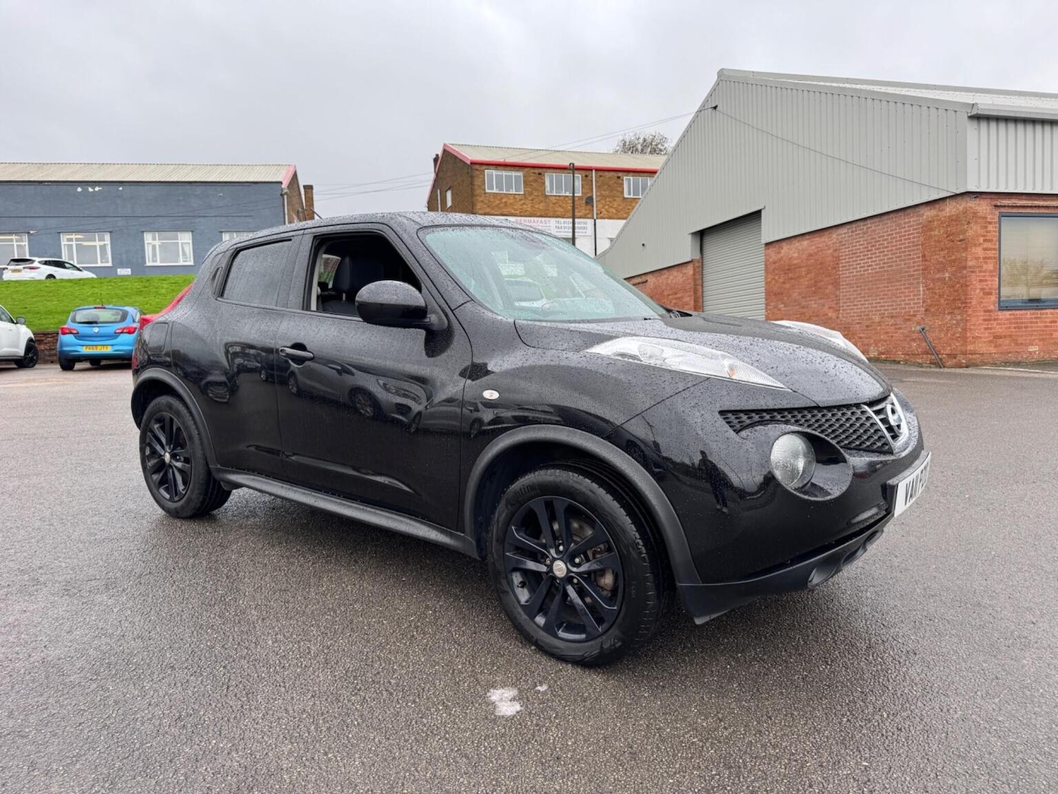 Used Nissan Juke 2011 for sale - 76830362: Photo 2