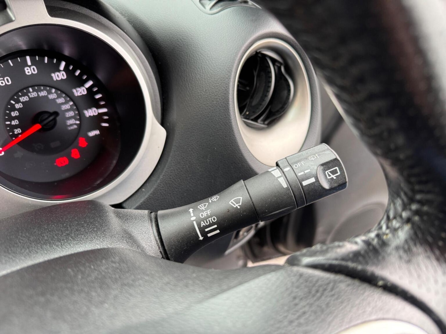 Used Nissan Juke 2011 for sale - 76830362: Photo 35