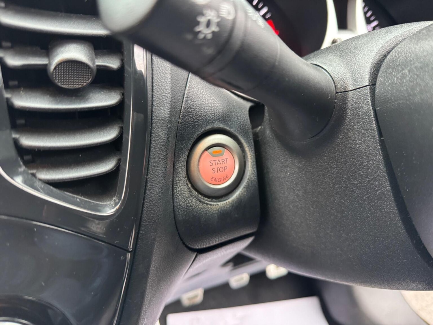 Used Nissan Juke 2011 for sale - 76830362: Photo 38