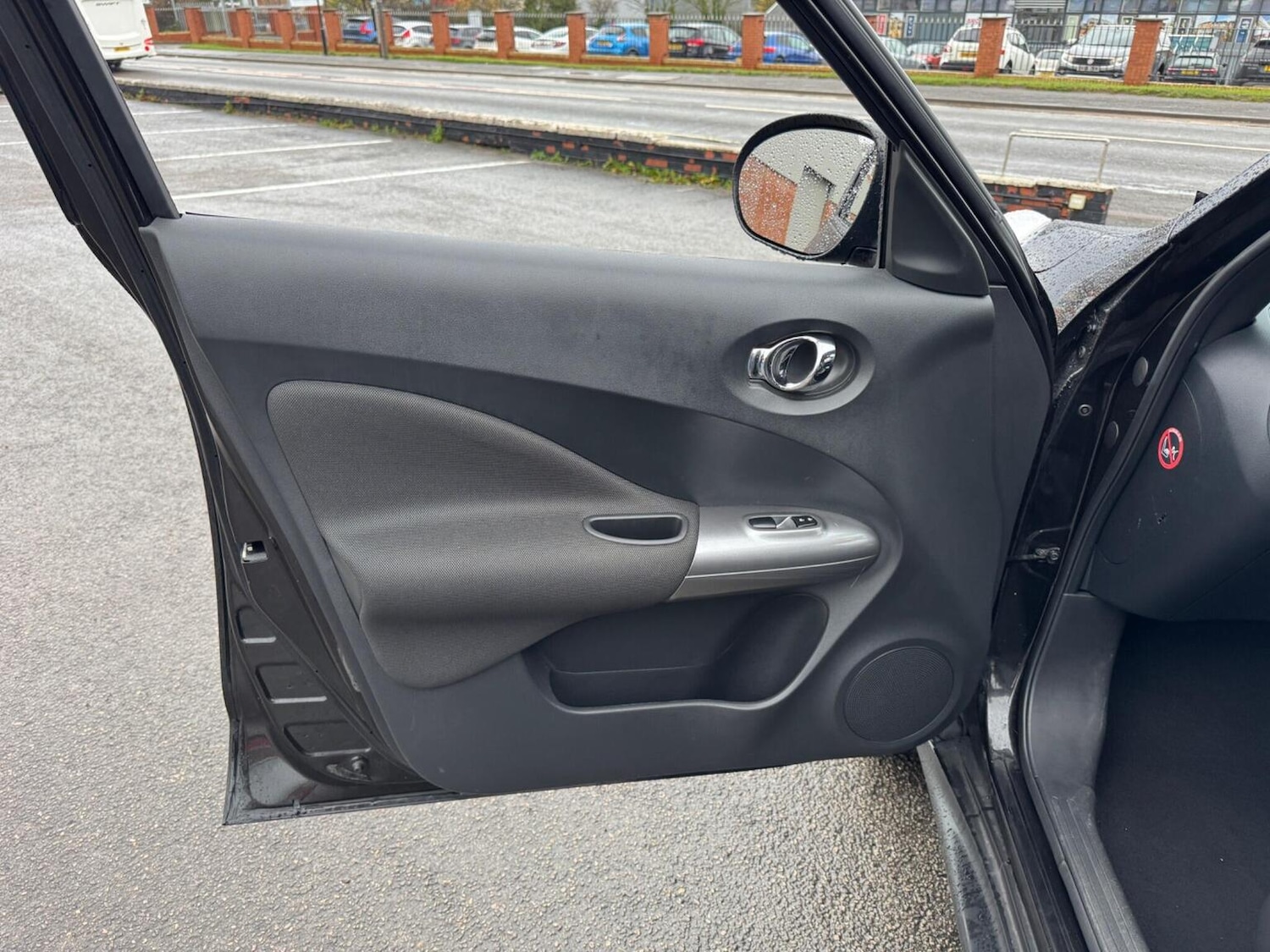 Used Nissan Juke 2011 for sale - 76830362: Photo 43