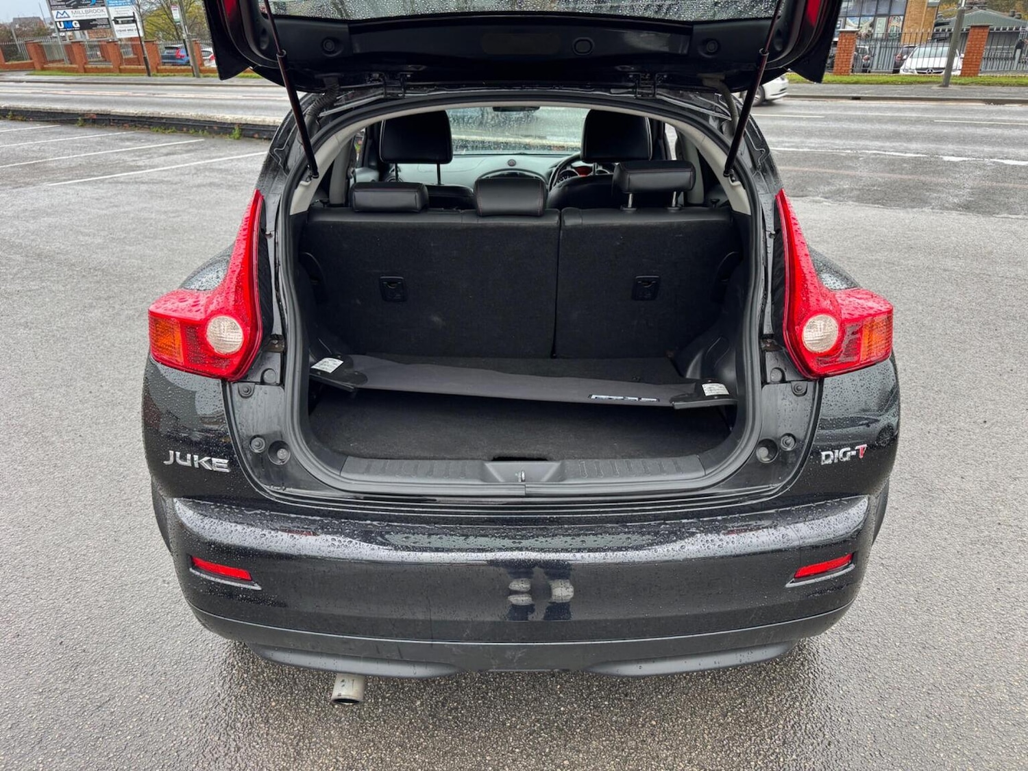 Used Nissan Juke 2011 for sale - 76830362: Photo 6