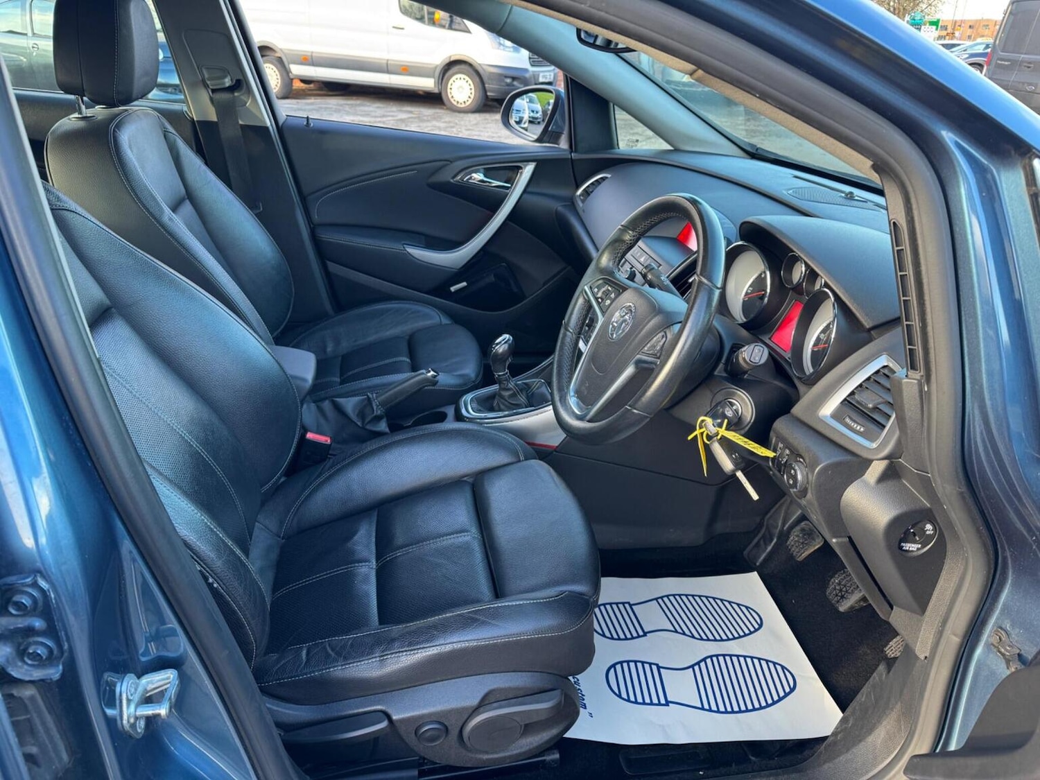 Used Vauxhall Astra 2013 for sale - 76637407: Photo 15