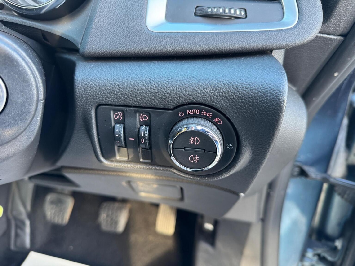 Used Vauxhall Astra 2013 for sale - 76637407: Photo 22