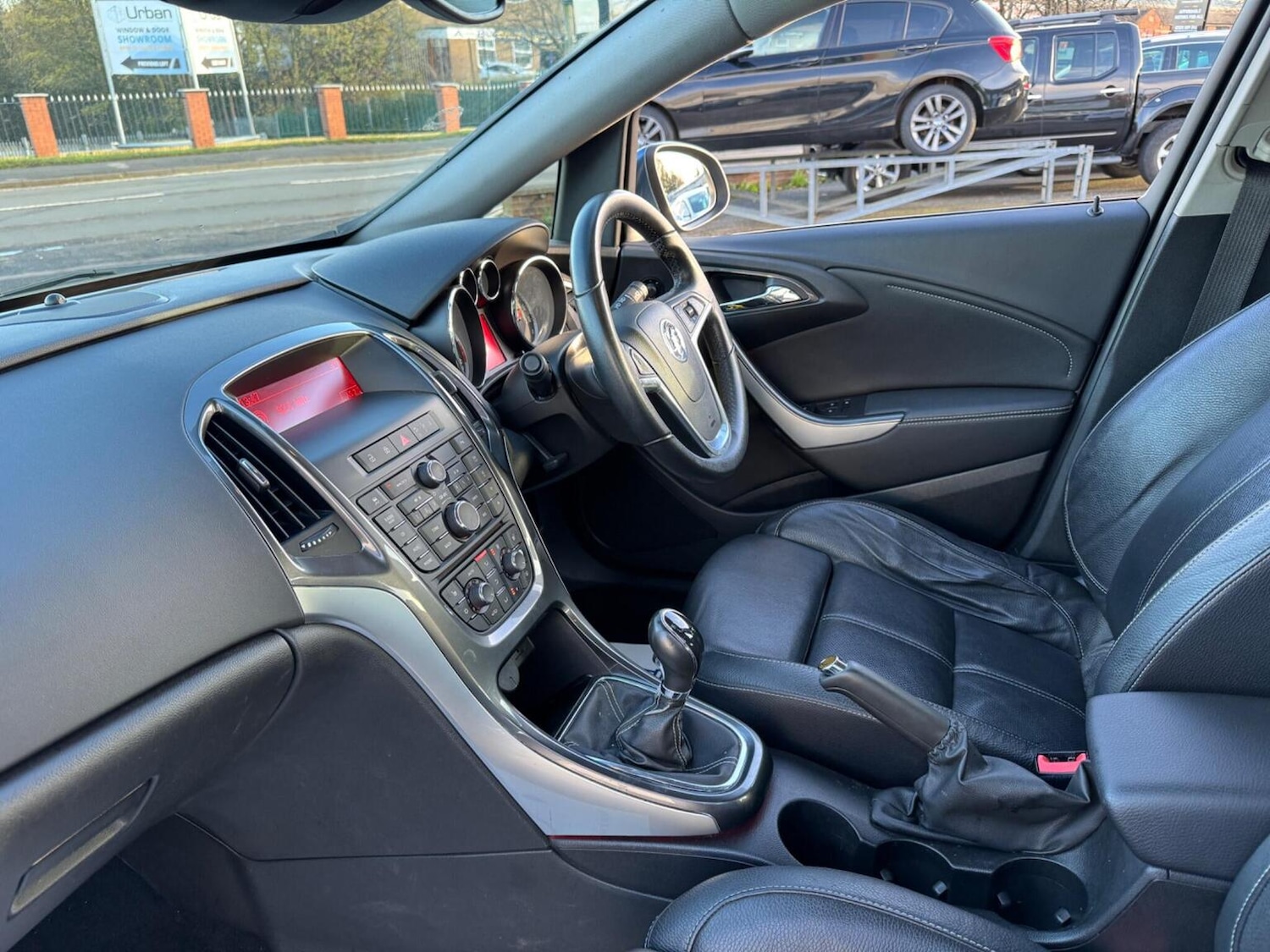 Used Vauxhall Astra 2013 for sale - 76637407: Photo 40