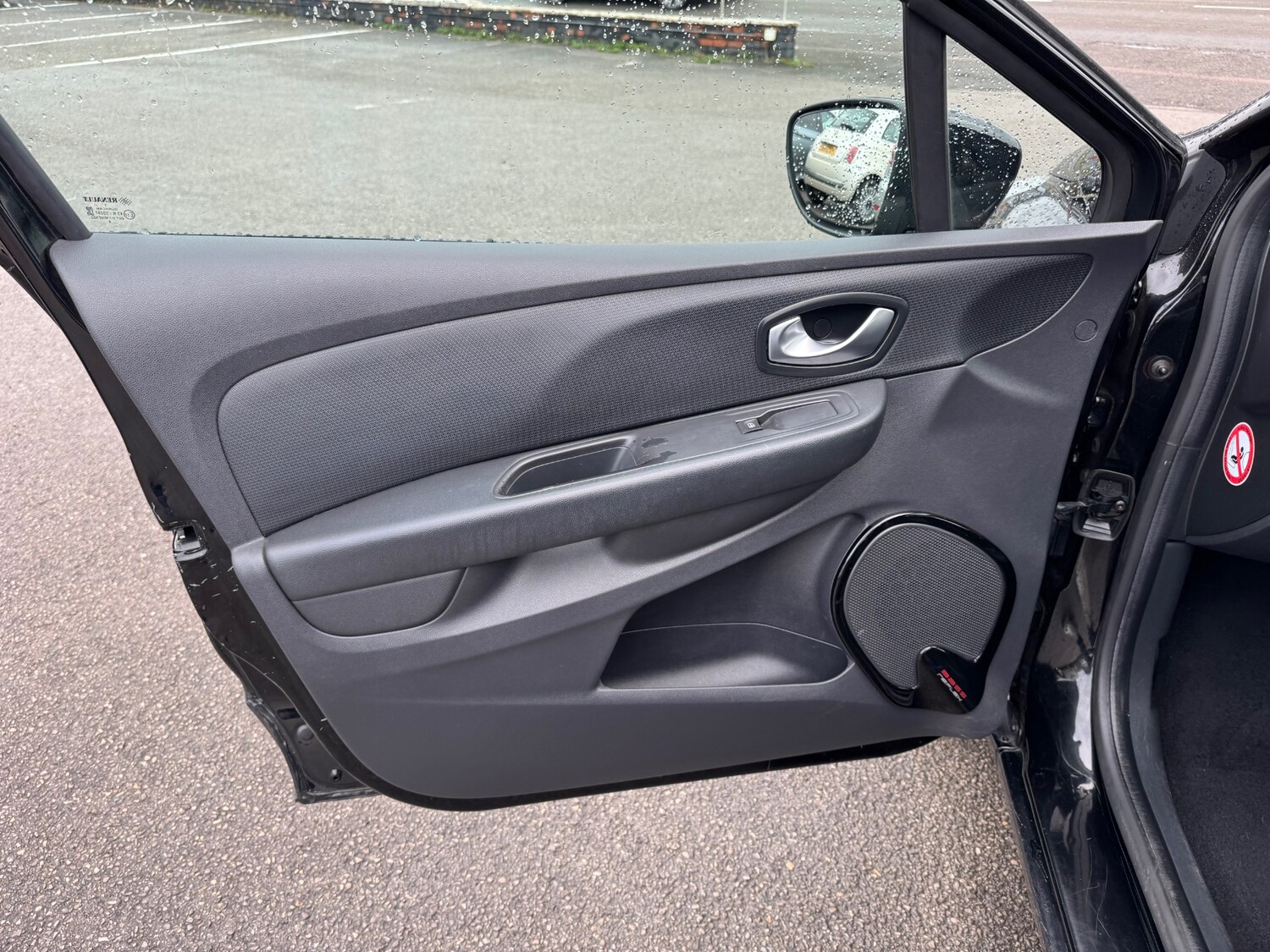 Used Renault Clio 2018 for sale - 77701172: Photo 21