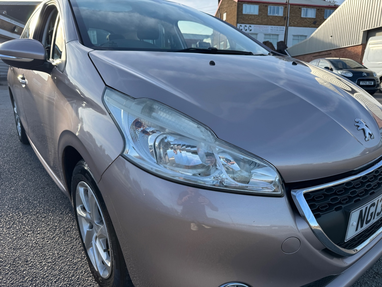 Used Peugeot 208 2013 for sale - 77053734: Photo 14