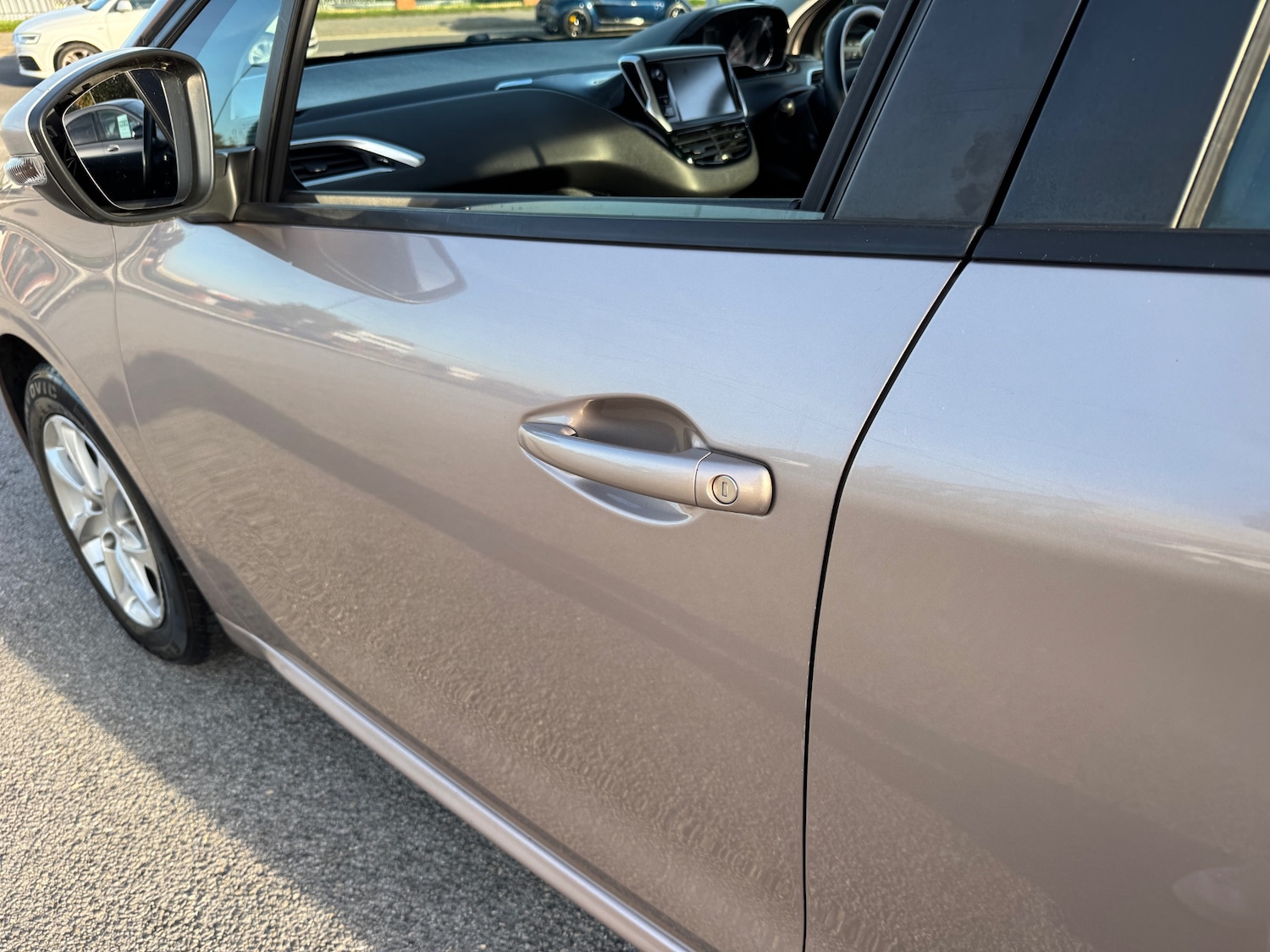 Used Peugeot 208 2013 for sale - 77053734: Photo 20