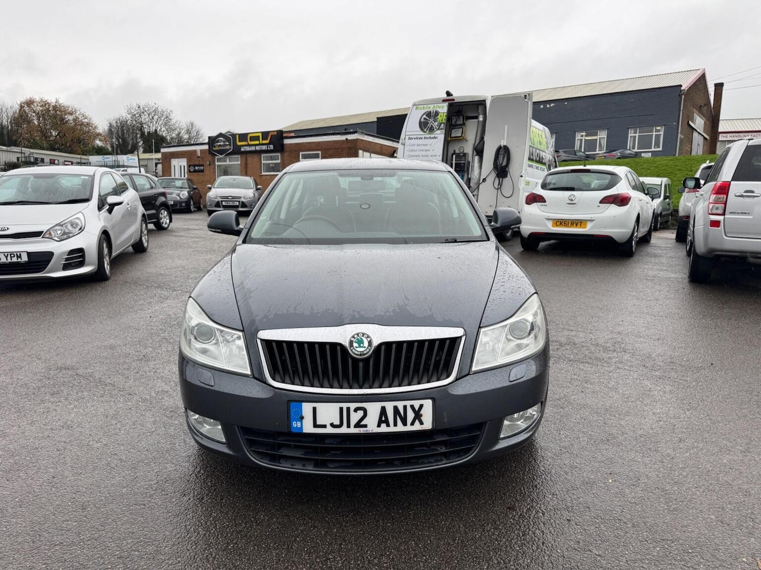 Used Skoda Octavia 2012 for sale - 76830349: Photo 3