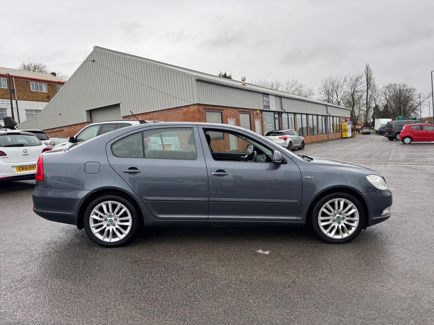 Used Skoda Octavia 2012 for sale - 76830349: Photo 7
