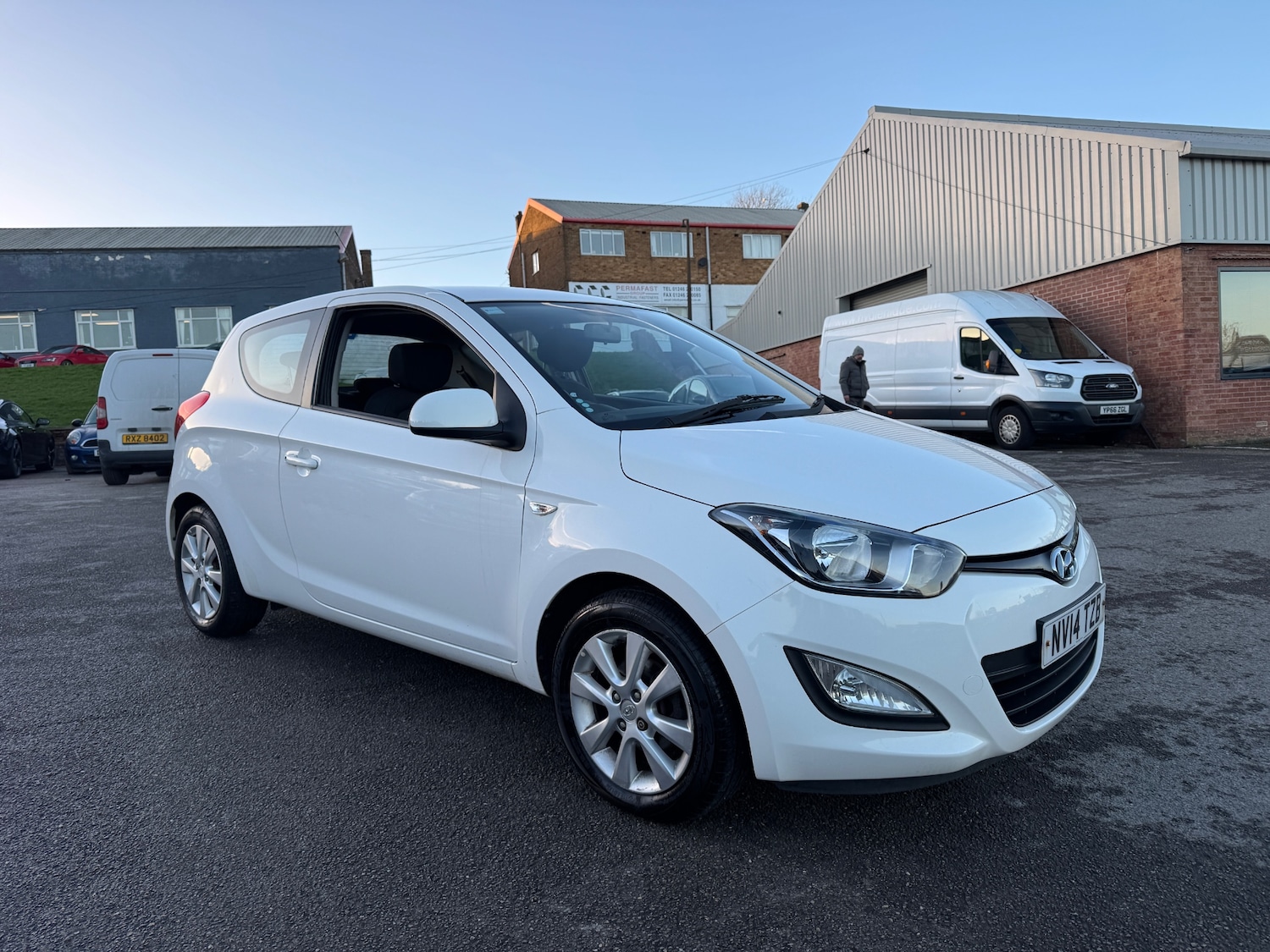Used Hyundai i20 2014 for sale - 77107888: Photo 2