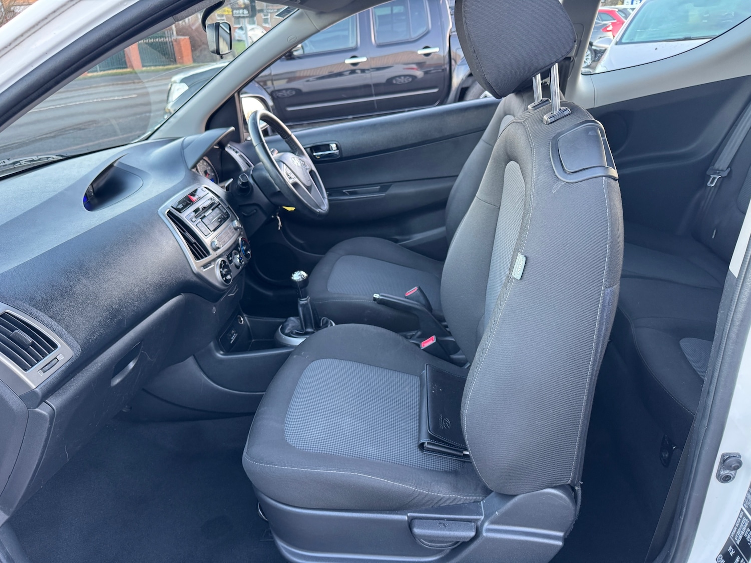 Used Hyundai i20 2014 for sale - 77107888: Photo 39