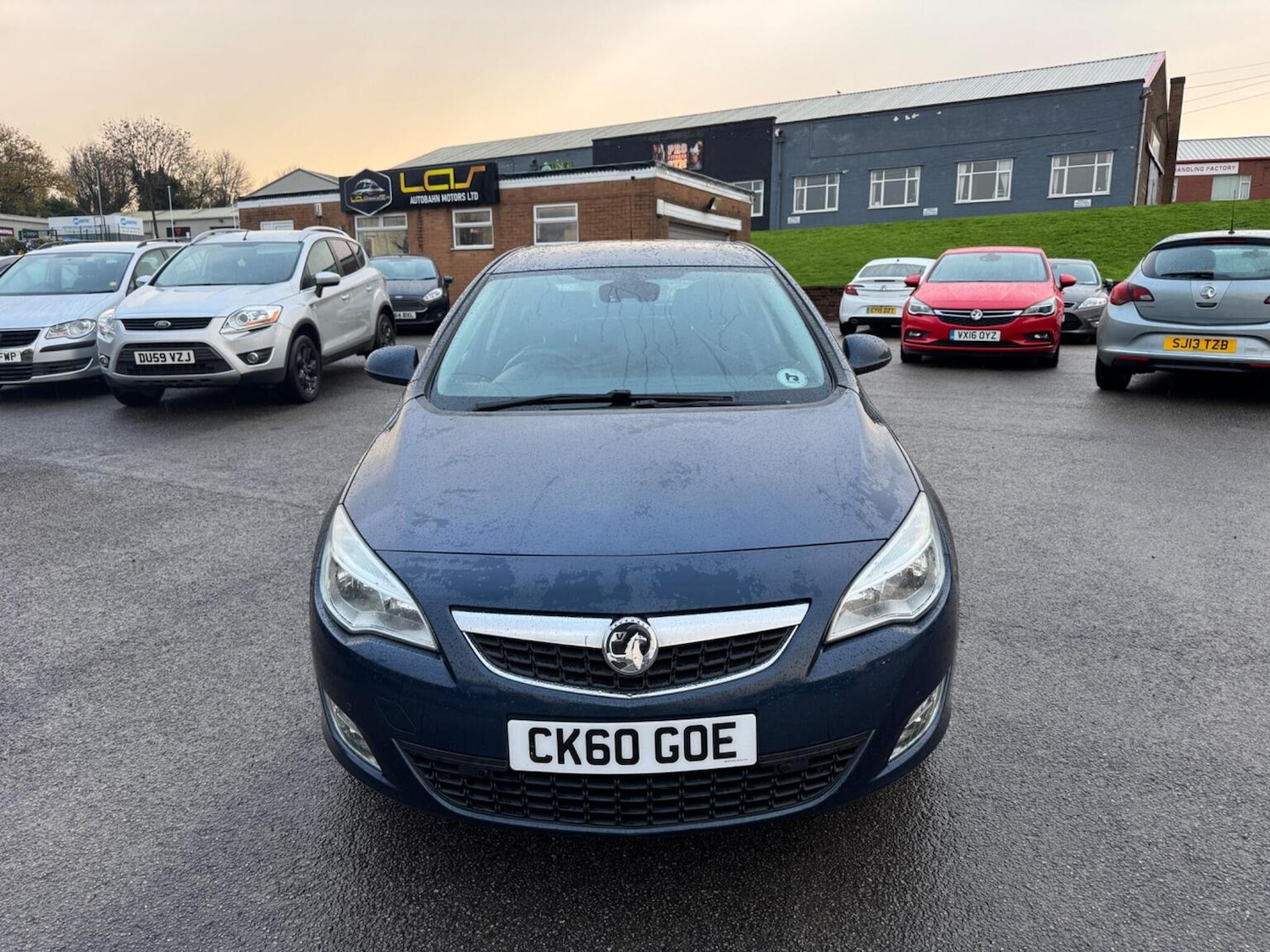 Used Vauxhall Astra 2010 for sale - 76751823: Photo 3