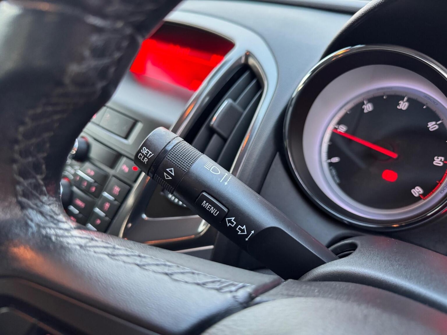 Used Vauxhall Astra 2010 for sale - 76751823: Photo 38