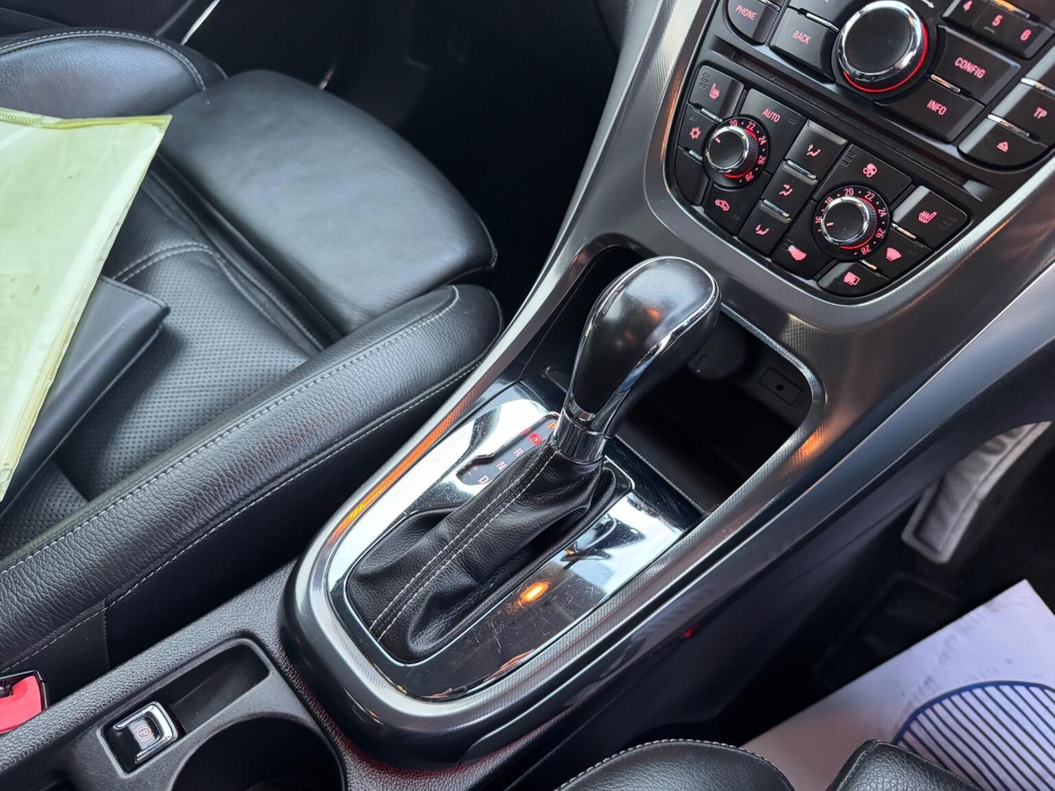 Used Vauxhall Astra 2010 for sale - 76751823: Photo 41