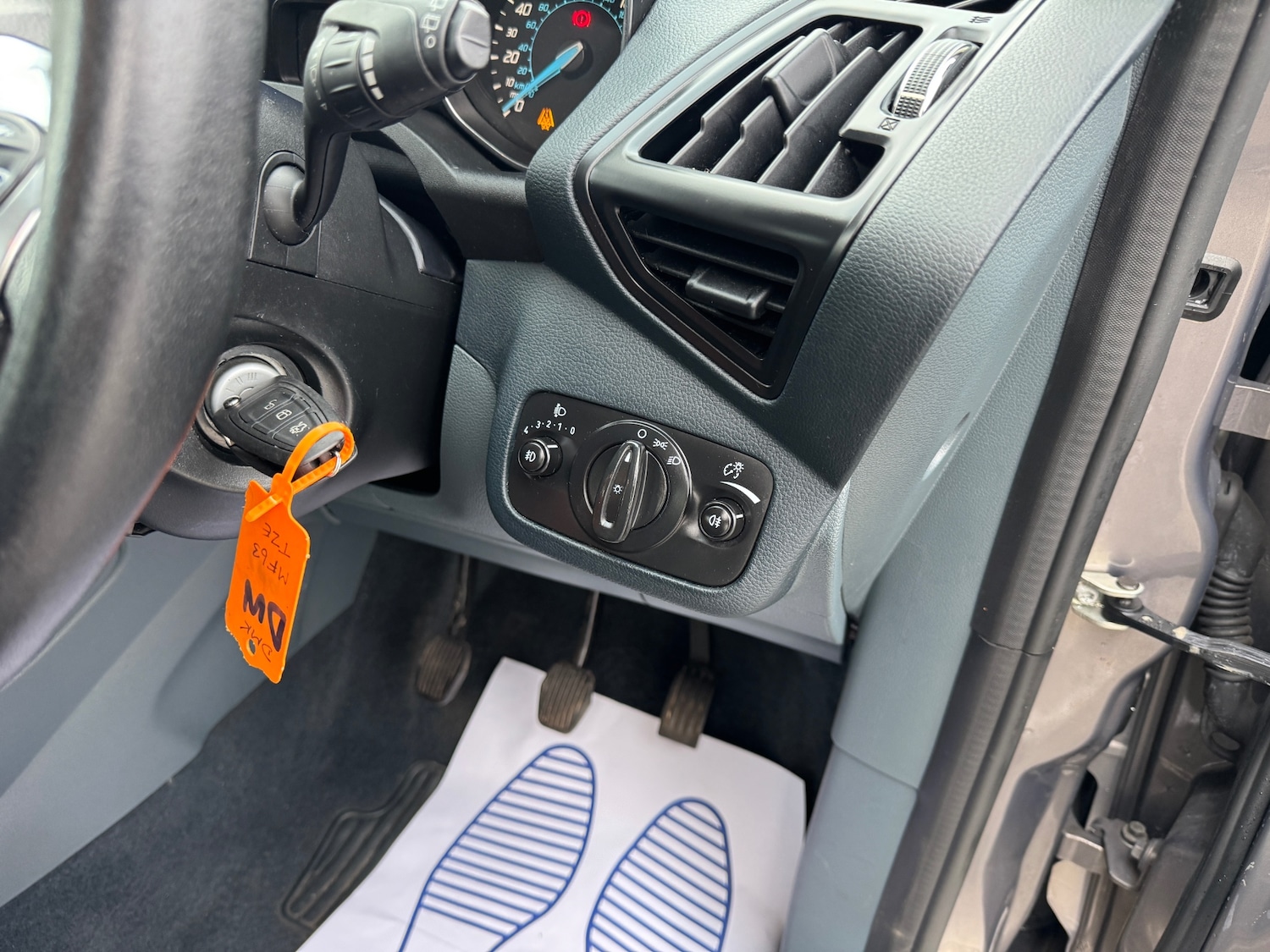 Used Ford C-Max 2013 for sale - 77053694: Photo 30