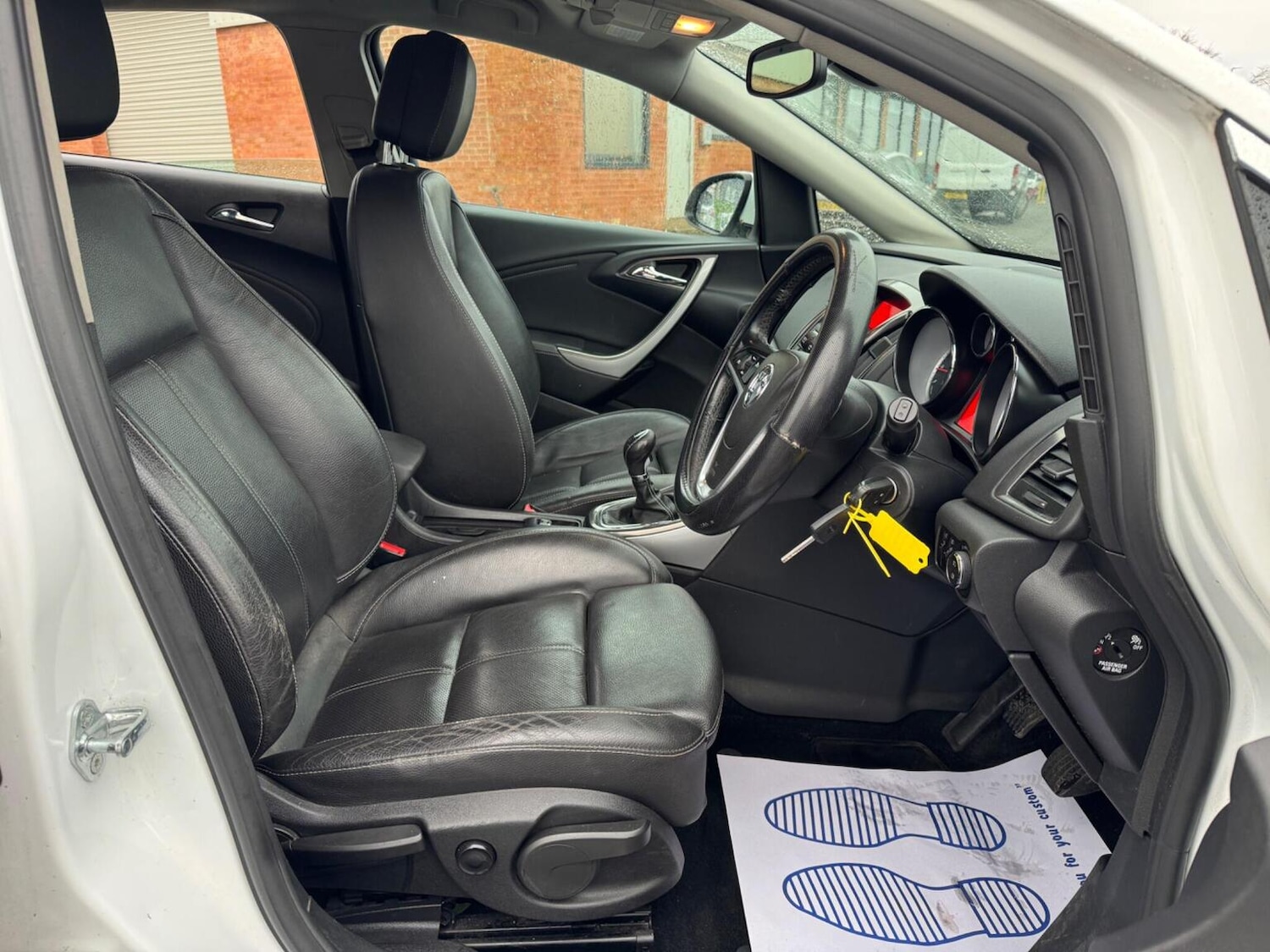 Used Vauxhall Astra 2011 for sale - 76830375: Photo 30