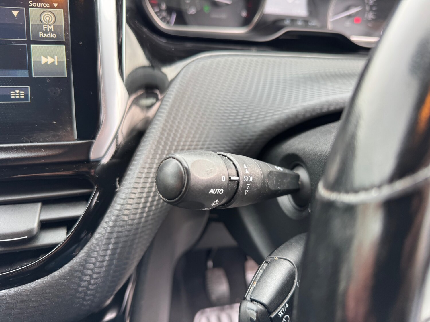 Used Peugeot 2008 2016 for sale - 77701158: Photo 15