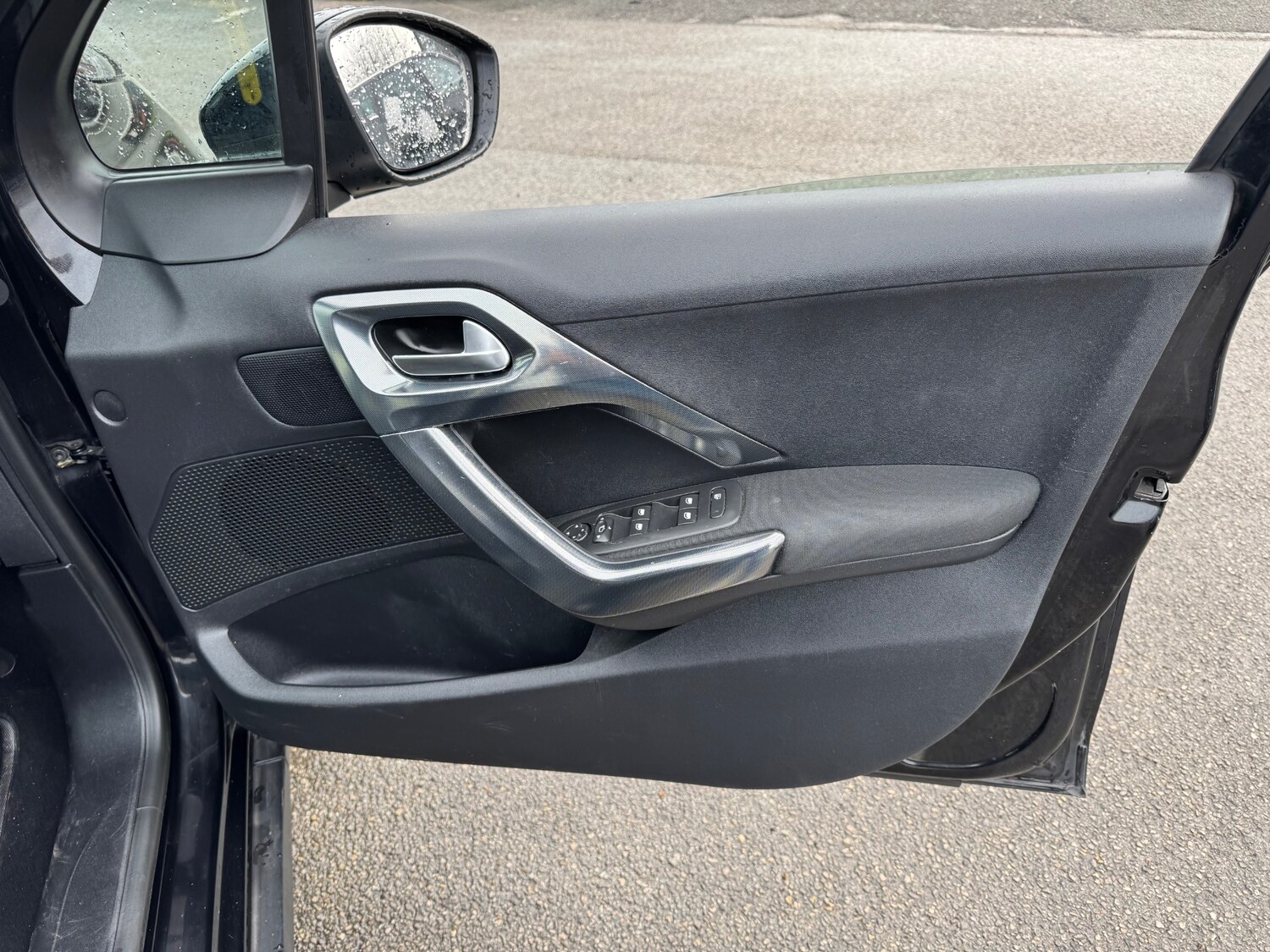 Used Peugeot 2008 2016 for sale - 77701158: Photo 7