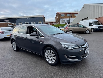 Used Vauxhall Astra 2015 for sale - 77107883: Photo