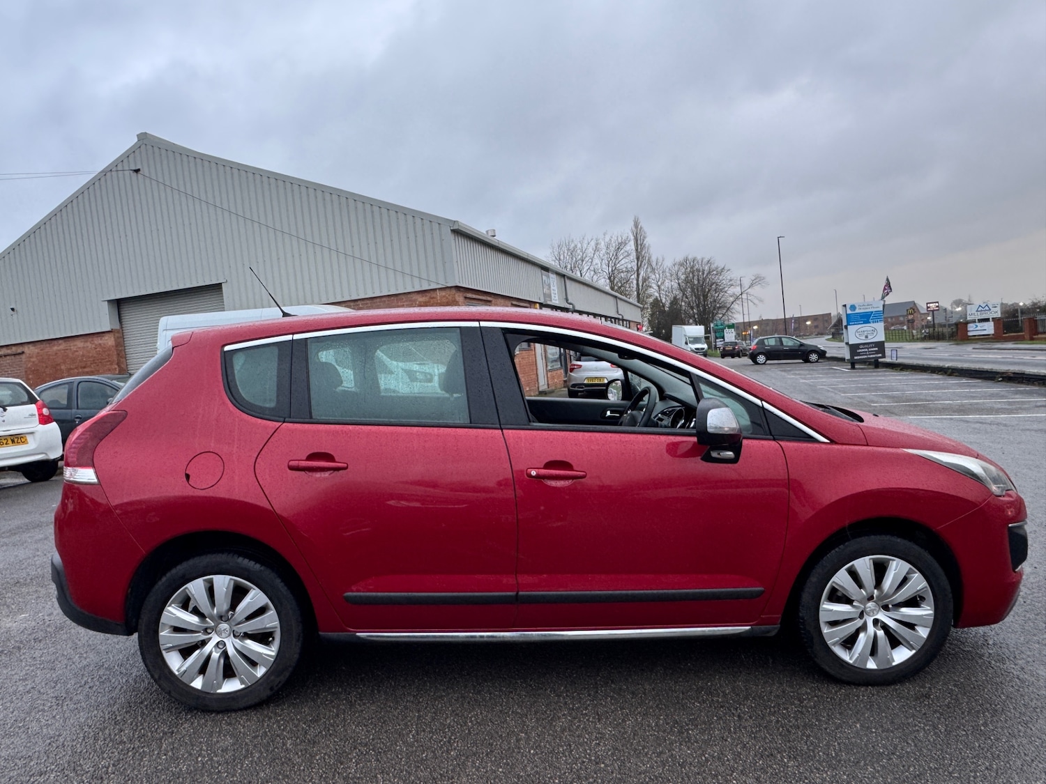 Used Peugeot 3008 2014 for sale - 76971528: Photo 8