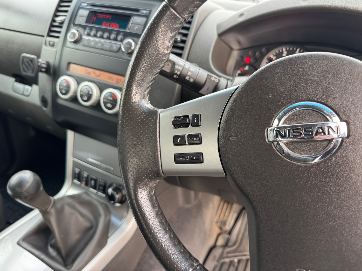 Used Nissan Navara 2015 for sale - 77117718: Photo 28