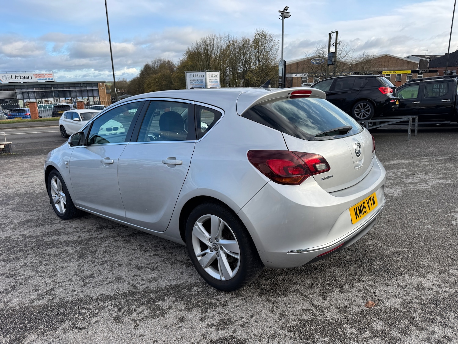 Used Vauxhall Astra 2015 for sale - 77053737: Photo 4