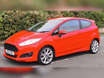 Used Ford Fiesta 2015 for sale - 79860487: Photo